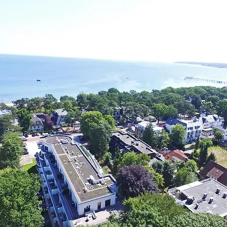 White Pearl 0.14 Апартаменты *